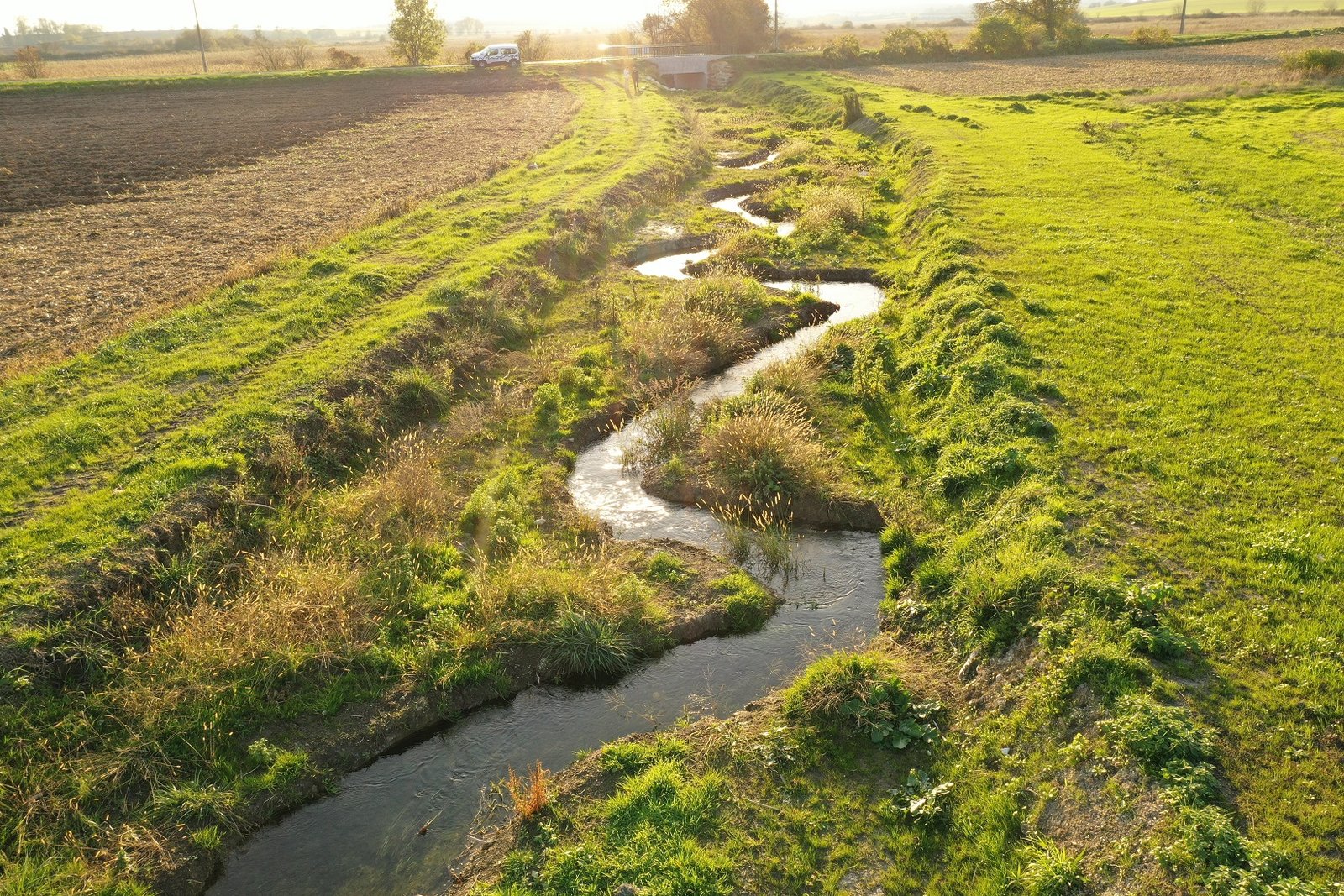 Rivière "Yèvre" restaurée à Baugy